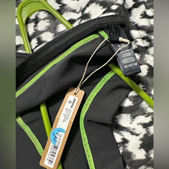 SKIMS moto onesie - Picture 5 of 5